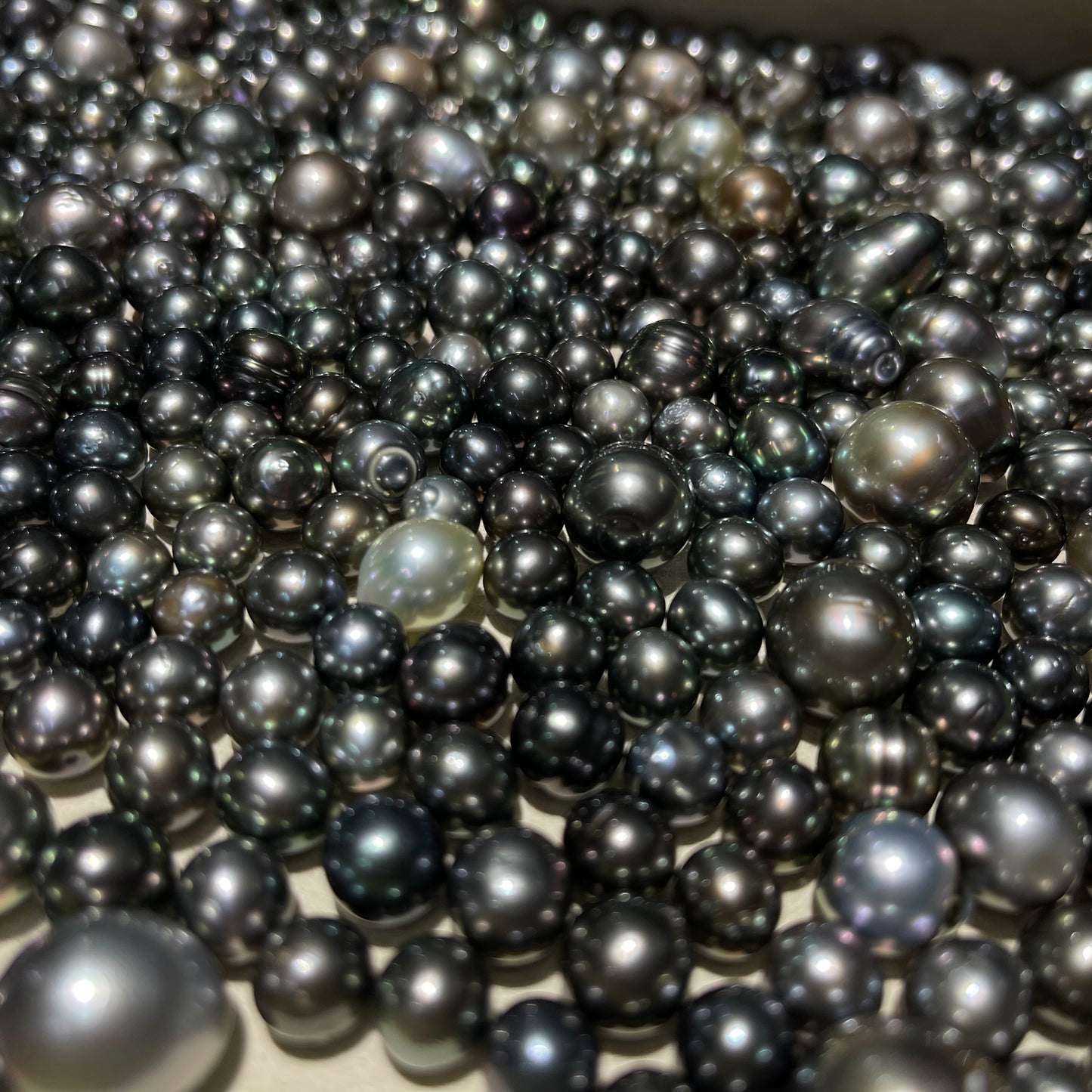 Little Flaws Tahitian Pearl for Necklace and Earrings customize