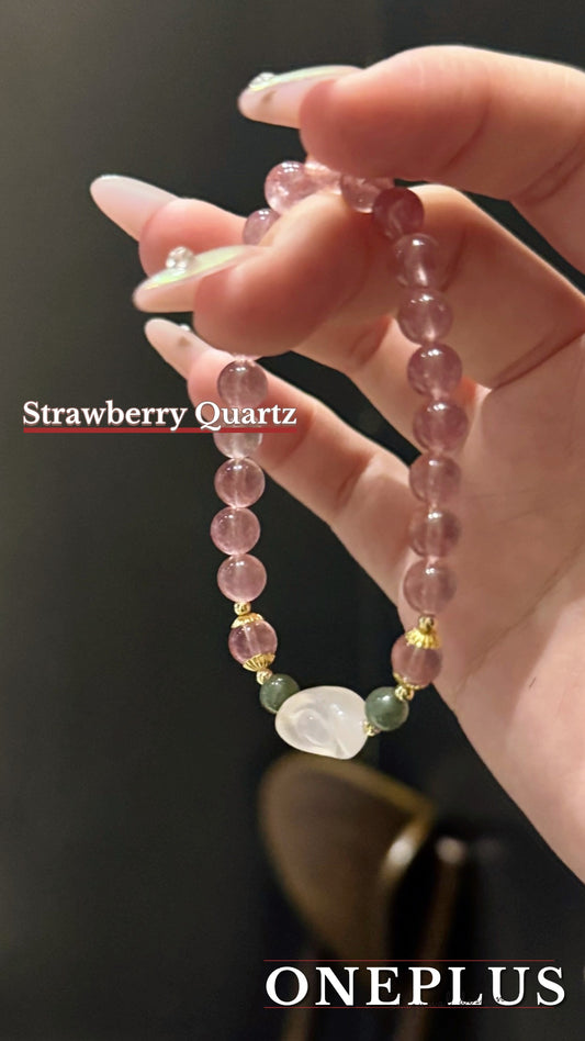 Strawberry quartz beads bracelet with jade shoe-shaped gold ingot pendant