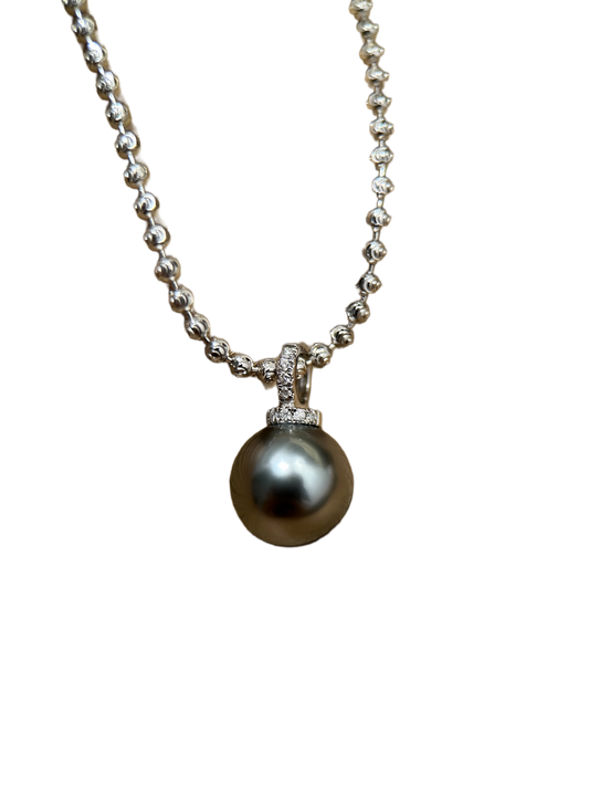 Little Flaws Tahitian Pearl for Necklace and Earrings customize